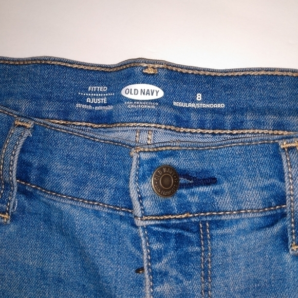 Women's Old Navy Fitted Shorts,sz 8, Blue, Cuff Hem pre - Picture 2 of 4